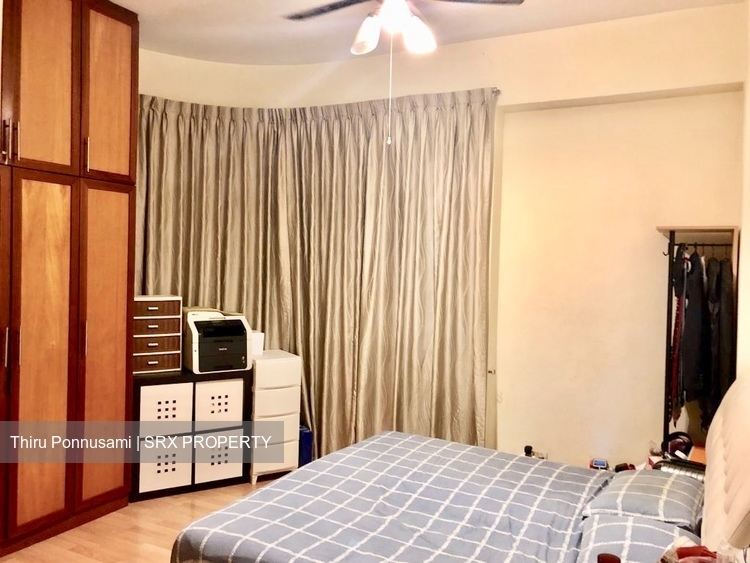 High Oak Condominium (D21), Condominium #209147791